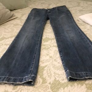 Long & lean vintage Gap jeans size 2 A.